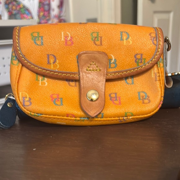 Dooney & Bourke Handbags - Dooney & Bourke